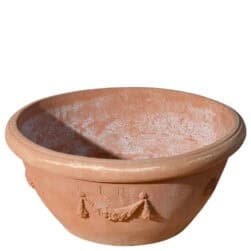 Catino a conca festonato in terracotta di Impruneta, vaso decorativo da giardino