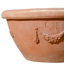 Catino a conca festonato in terracotta di Impruneta, vaso decorativo da giardino