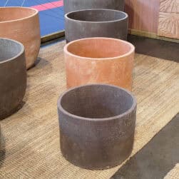 Cilindro in terracotta artigianale di Impruneta per piante da esterno