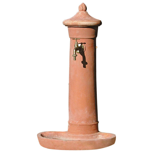 Small Terracotta fountain with water collecting plate. Removable cap. Good thermal insulation. The "grigiolava" version gives it the appearance of a cast artifact.