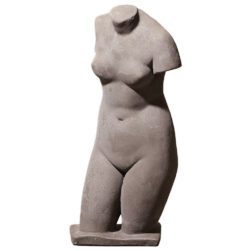 Statua classica raffigurante il Torsetto di Venere di Prassìtele. Età ellenistica. Da originale in marmo. Modellazione realizzata in alto rilievo.