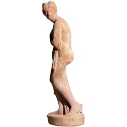 Venere italica - Antonio Canova. Modellazione realizzata in alto rilievo. Realizzato a mano da maestri artigiani con argilla di Impruneta, resistente al gelo.