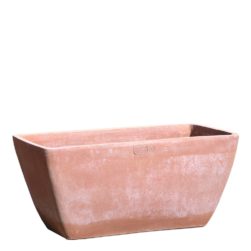 East tank. Planter for plants. The shape and design of the pot make it particularly beautiful and elegant, it helps to embellish the furniture and at the same time it is suitable for planting. Handmade by master craftsmen with Impruneta clay, resistant to frost.
