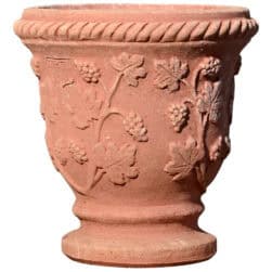 Vasetto decorato con uva in terracotta di Impruneta, piccolo vaso con tralci, foglie e grappoli a rilievo.
