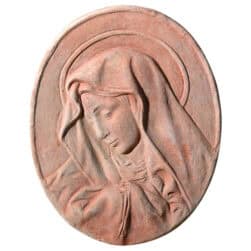 Bassorilievo ovale in terracotta della Madonna del dito appendibile a parete