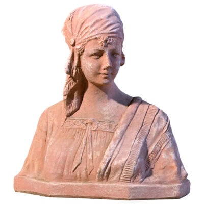 Busto di zingara. Statua classica. Realizzato in unica dimensione. Modellazione realizzata in alto rilievo. Realizzato a mano da maestri artigiani con argilla di Impruneta, resistente al gelo.