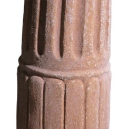 Escalated column. Pedestal used to enhance statues or busts. Modeling made in high relief. Handmade, frost resistant. Handmade by master craftsmen with frost-resistant Impruneta clay.