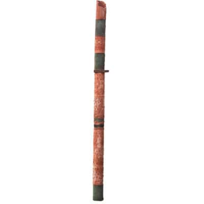 Totem artistico di forma lineare alta e snella. Elegante forma realizzata con moduli in terracotta di design. resistente al gelo.