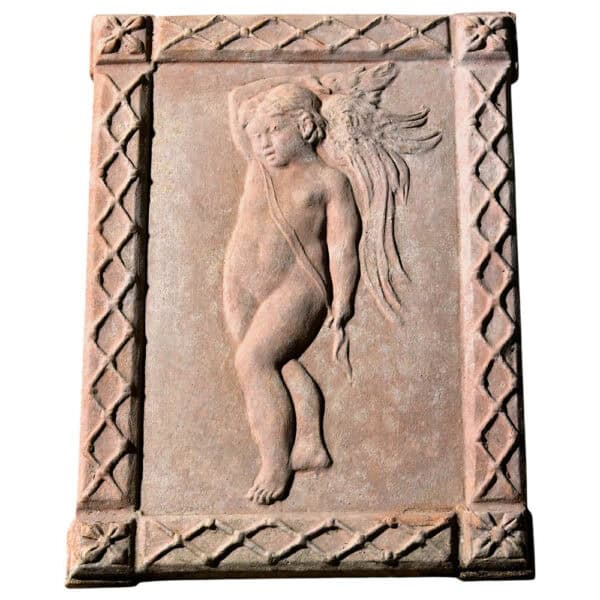 Rilievo in terracotta Amorino Parmigianino con cherubino in stile manierista, decorazione artigianale toscana per interni