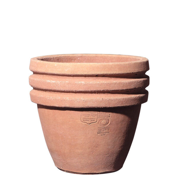 Vaso Trevaselli in terracotta di Impruneta, con tre orli nella parte superiore e forma tronco conica, perfetto per piante e decorazioni.