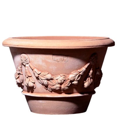 Vaso per fiori e piante. Vaso da fiori per arredi classici. Archivio storico delle terrecotte Sannini di Impruneta. Vaso medie dimensioni.