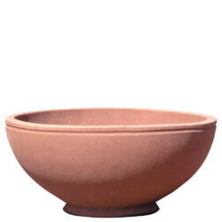 Bowl one line. Good soil capacity. Good stability of this object, which, even when placed upright, enjoys an anti-tilt shape.